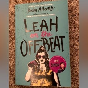 Leah on the offbeat by Becky Albertalli